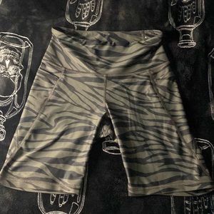 Stripped shorts